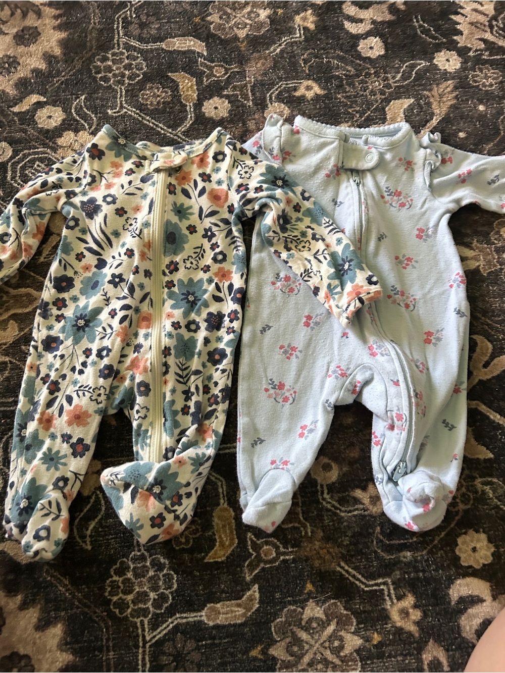 13 Newborn Girl  bundle sleepers - Picture 7 of 9